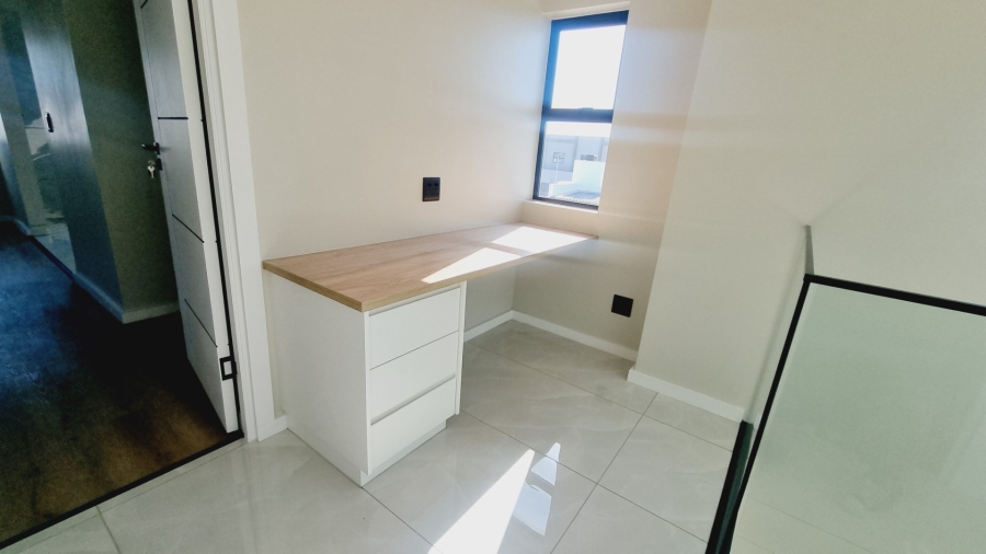 3 Bedroom Property for Sale in Sandown Western Cape